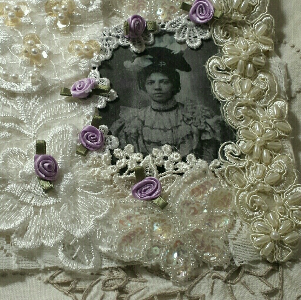 Custom lace clutch